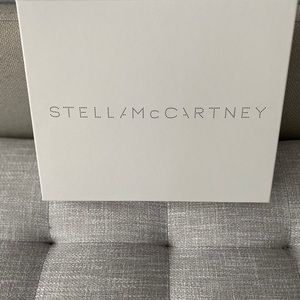 New Never worn knitted hat 🧢